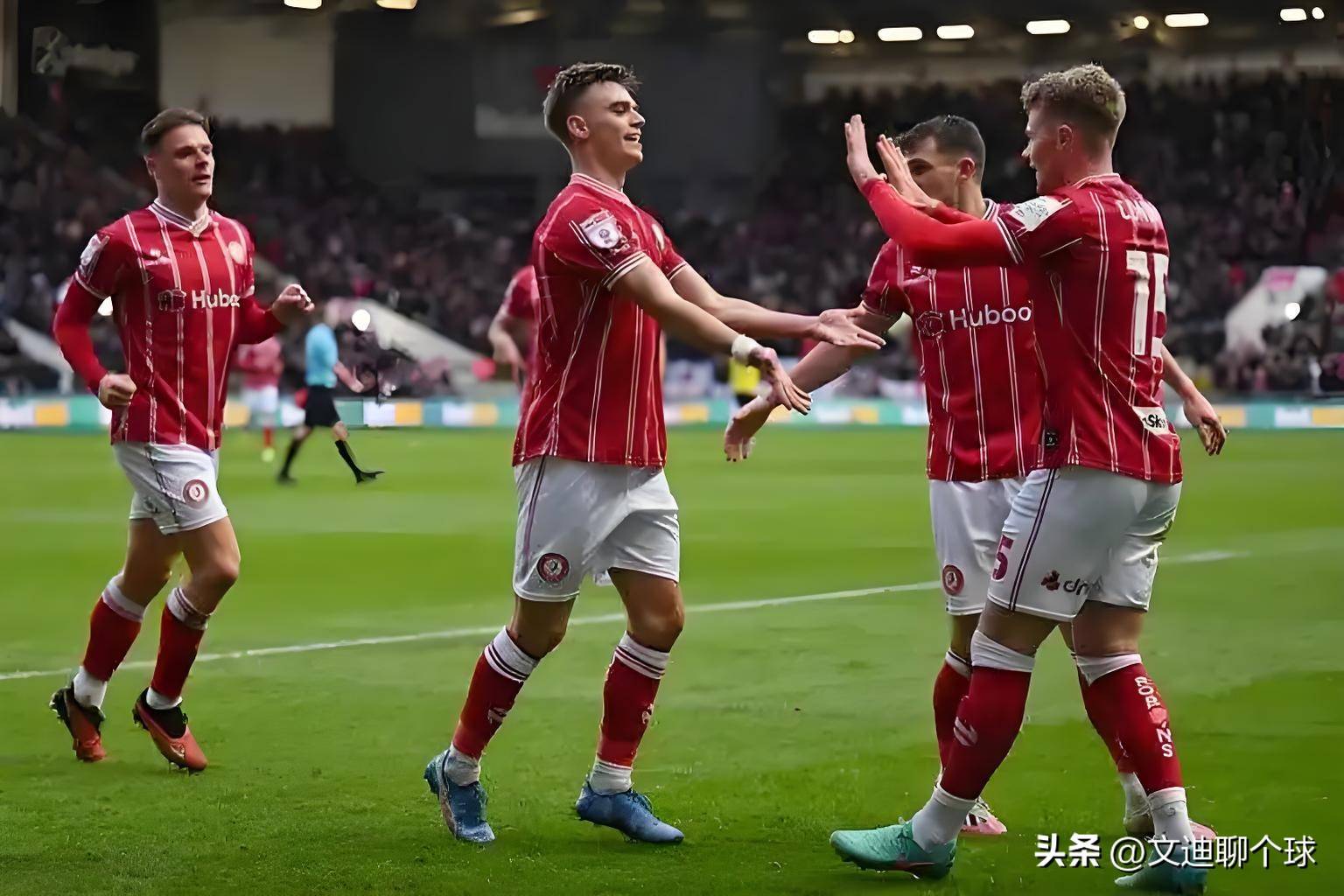 职业足球顶级赛事迎来紧张对决,预测胜负,气势如虹 职业足球顶级赛事迎来紧张对决,预测胜负,气势如虹