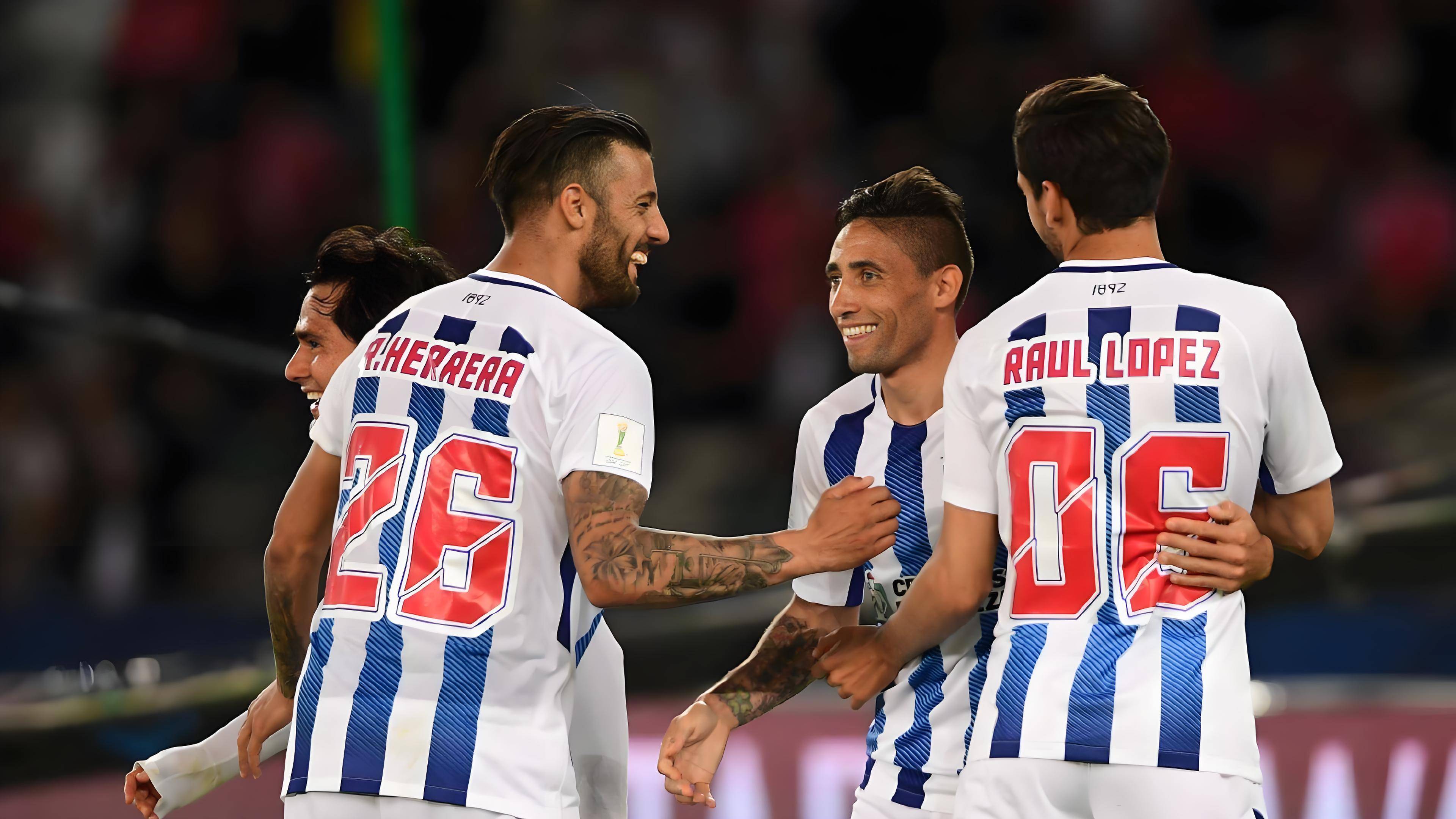 热那亚士气高涨,球队表现一路飙升,引发热议 热那亚士气高涨,球队表现一路飙升,引发热议