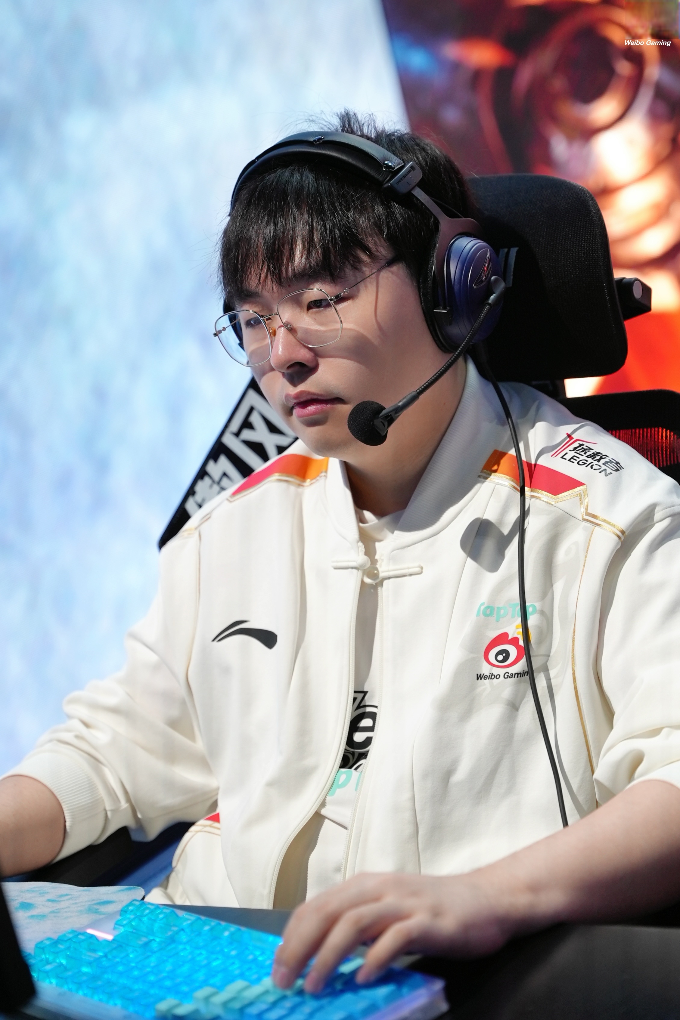 G2轻取WBG,Knight操刀奇招英雄翻盘峡谷大战2025世界赛,锁定晋级资格的简单介绍 G2轻取WBG,Knight操刀奇招英雄翻盘峡谷大战2025世界赛,锁定晋级资格的简单介绍