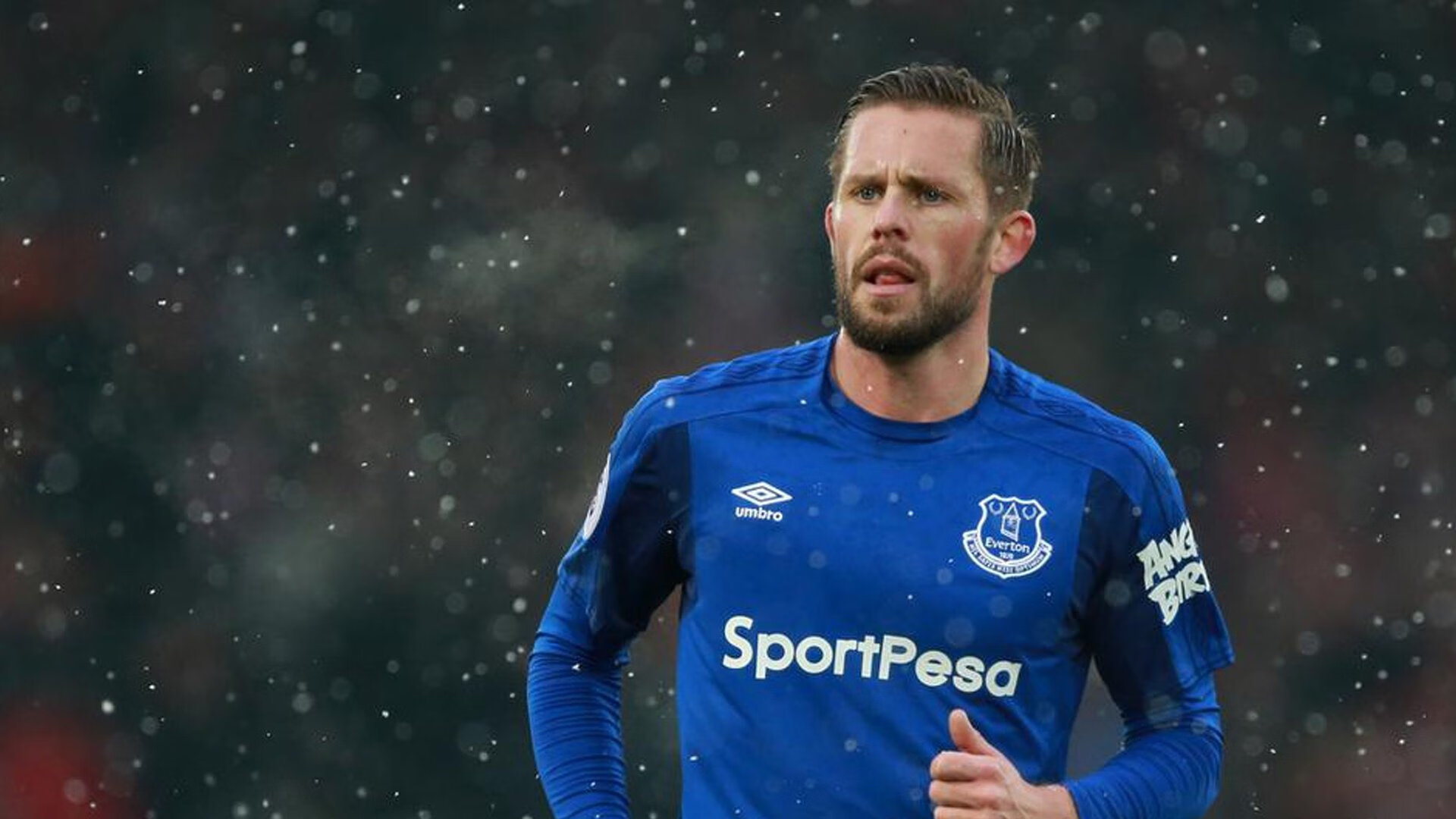 加勒比黑马逆袭!洪都拉斯争冠战掀翻克罗地亚,赖斯一球封神