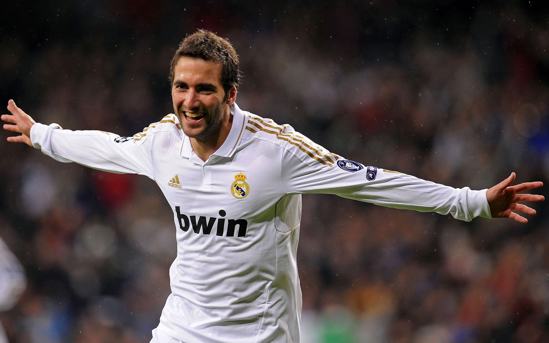 从质疑到主宰，爱德华兹蜕变之夜，掘金鏖战攻克上海滩